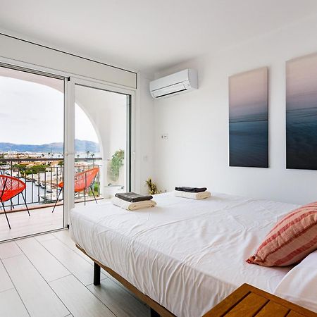 Apartamento Frente Al Canal Con Terraza 艾姆布里亚布拉瓦 外观 照片