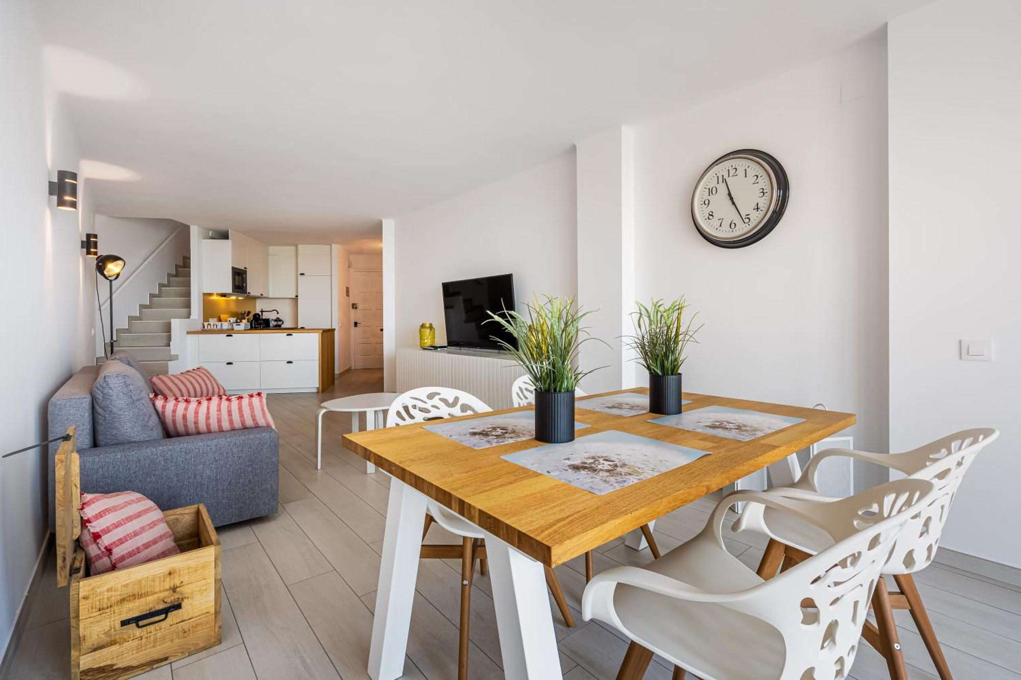 Apartamento Frente Al Canal Con Terraza 艾姆布里亚布拉瓦 外观 照片