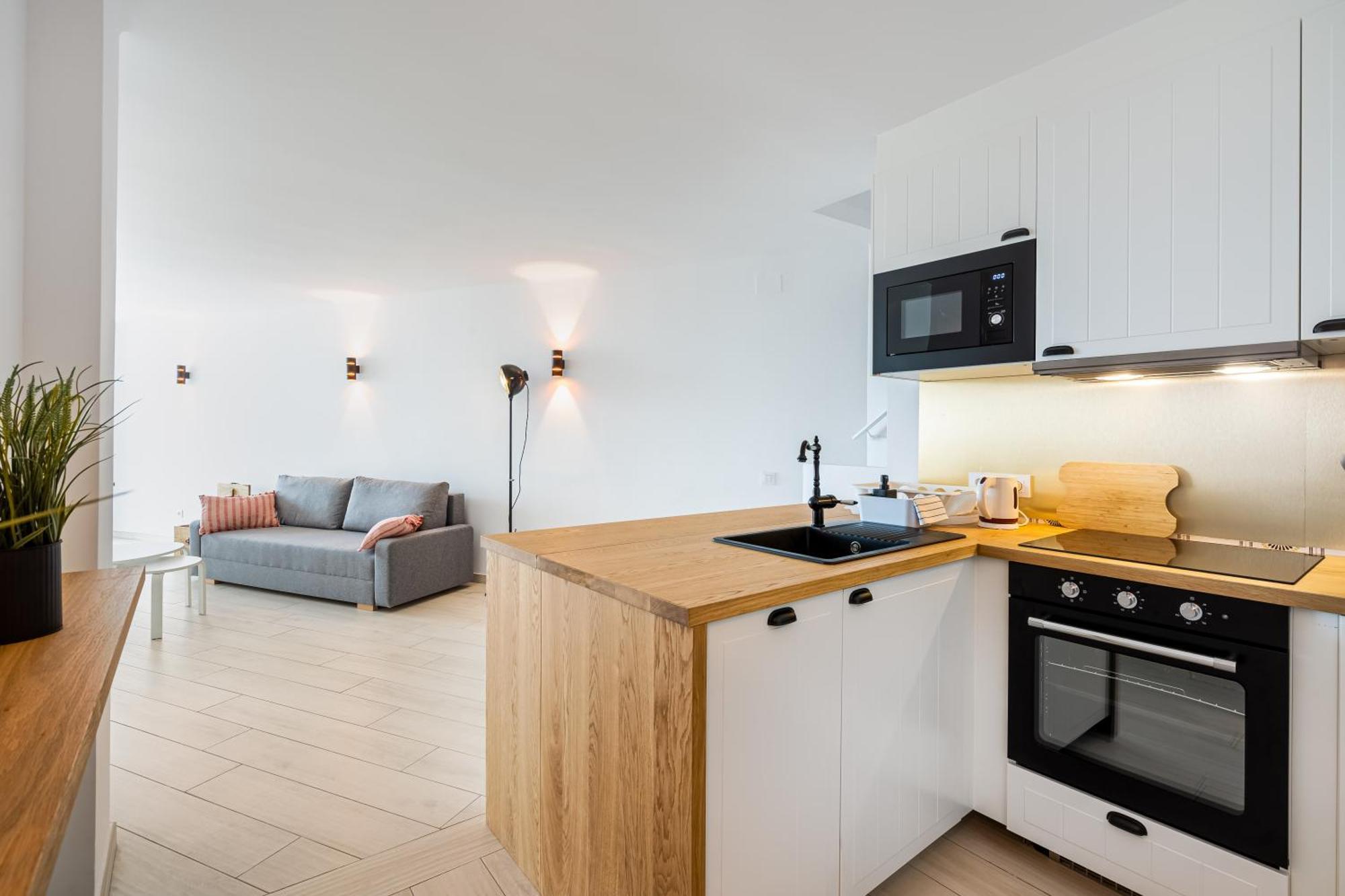 Apartamento Frente Al Canal Con Terraza 艾姆布里亚布拉瓦 外观 照片
